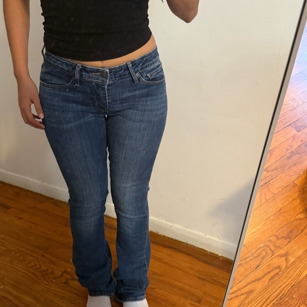 Levi’s dark wash low rise bootcut jeans